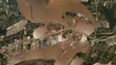 Hurricane Harvey drove floodin' o' inland 'n coastal areas in 'n around Houston, Texas